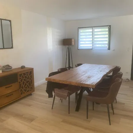 Сasa de vacaciones Maison De Plein Pied A Proche Du Circuit *